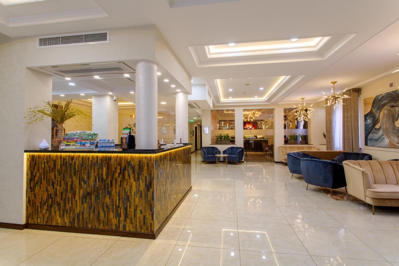 Navruz Hotel Tasjkent Exteriör bild