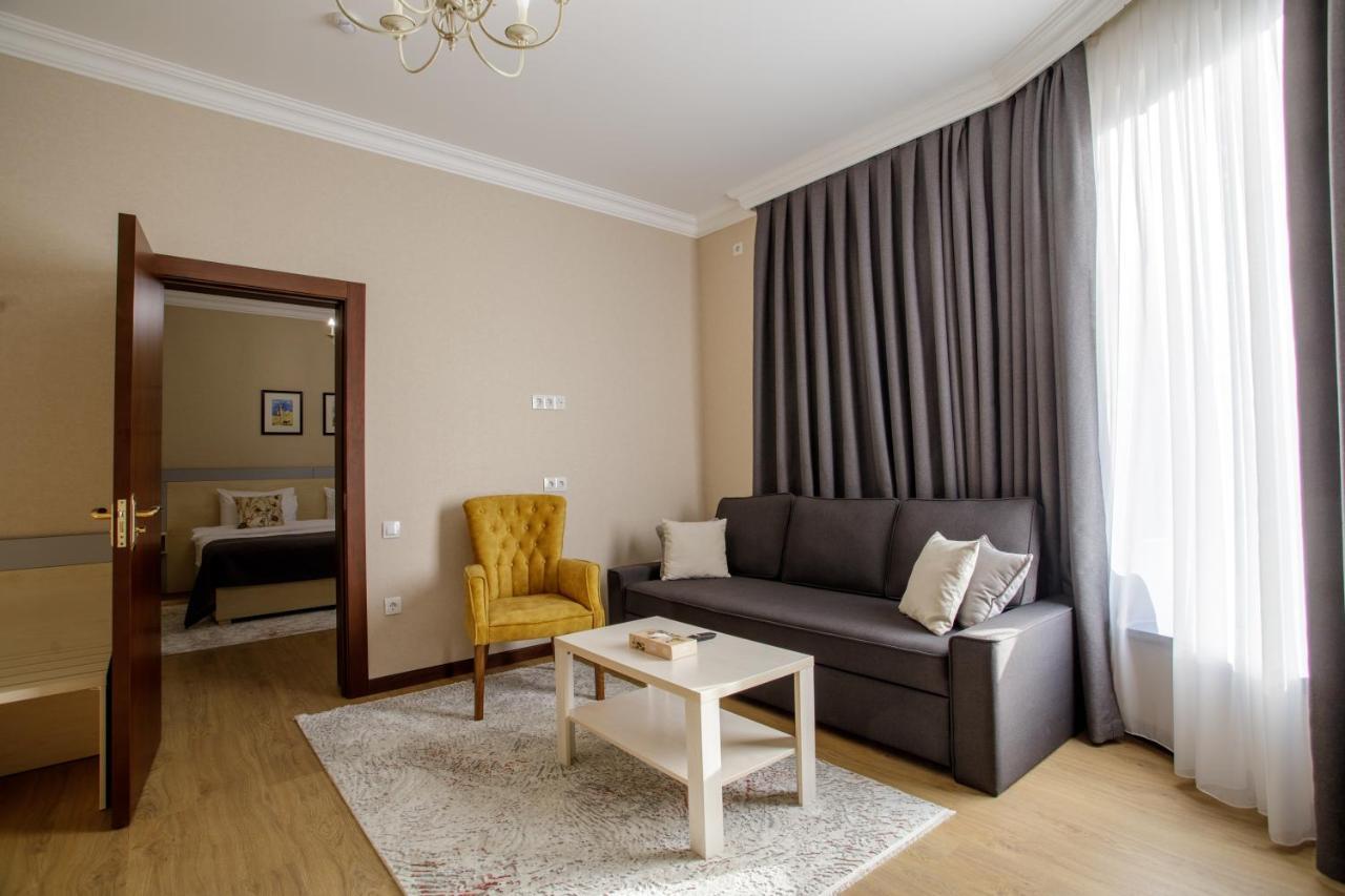 Navruz Hotel Tasjkent Exteriör bild